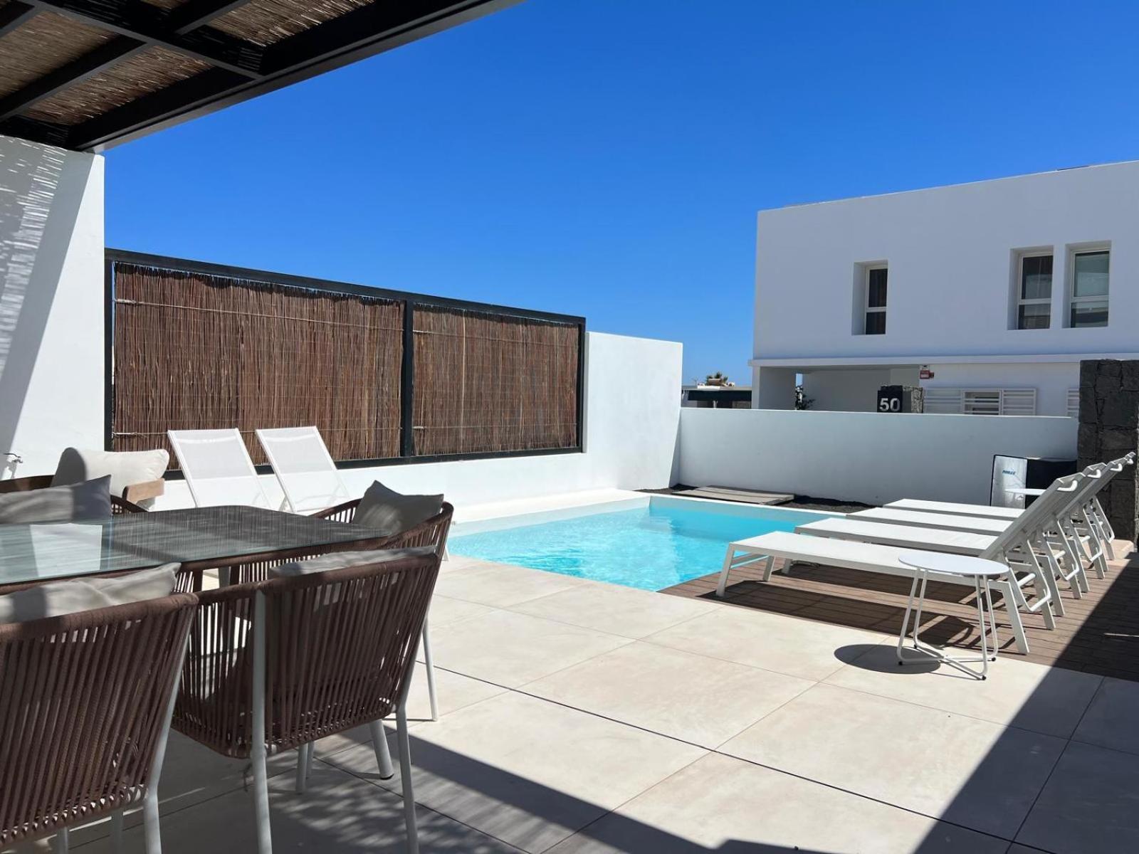 Serena Holiday Homes By Livvo Playa Blanca  Ngoại thất bức ảnh