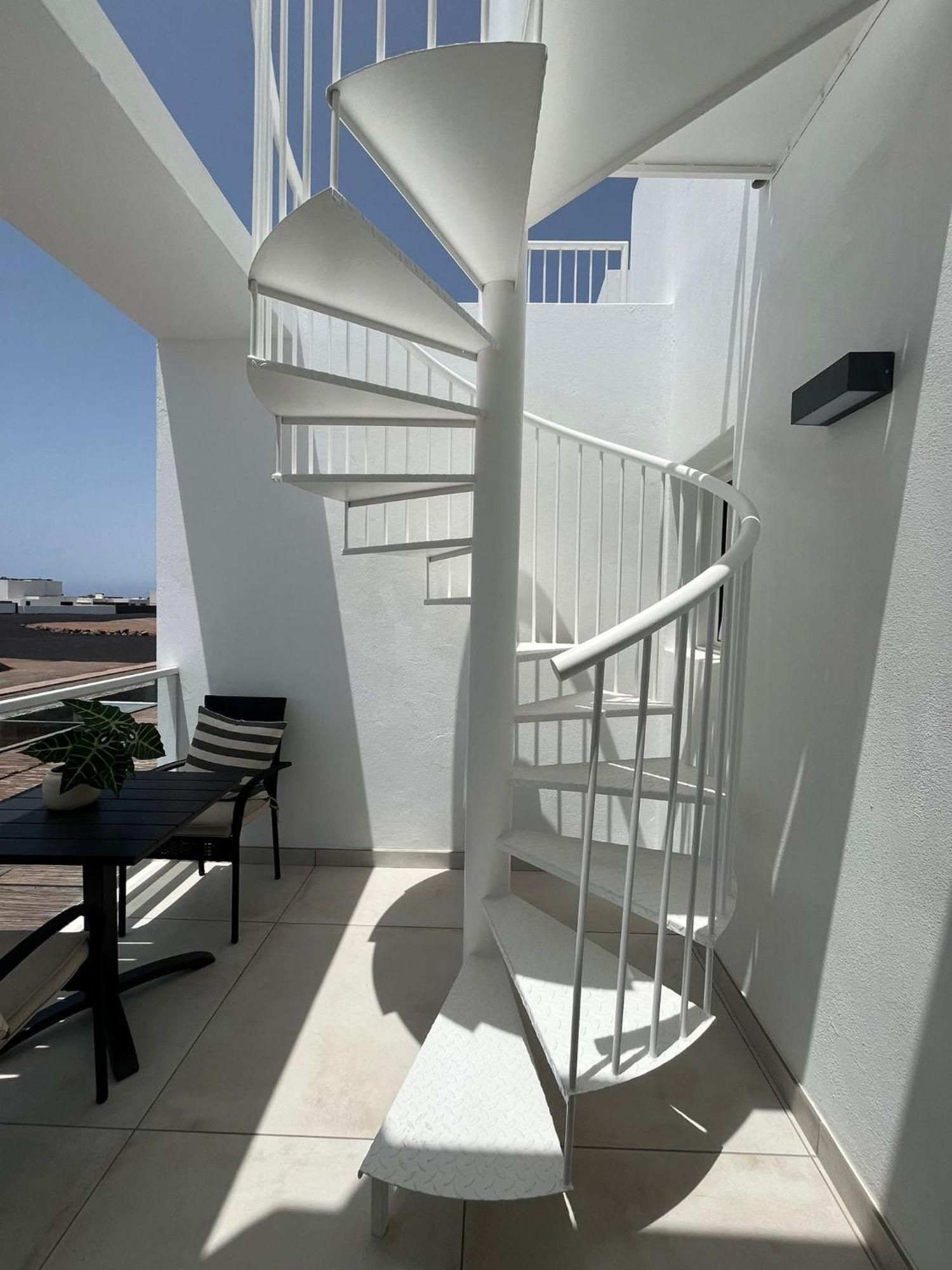 Serena Holiday Homes By Livvo Playa Blanca  Ngoại thất bức ảnh