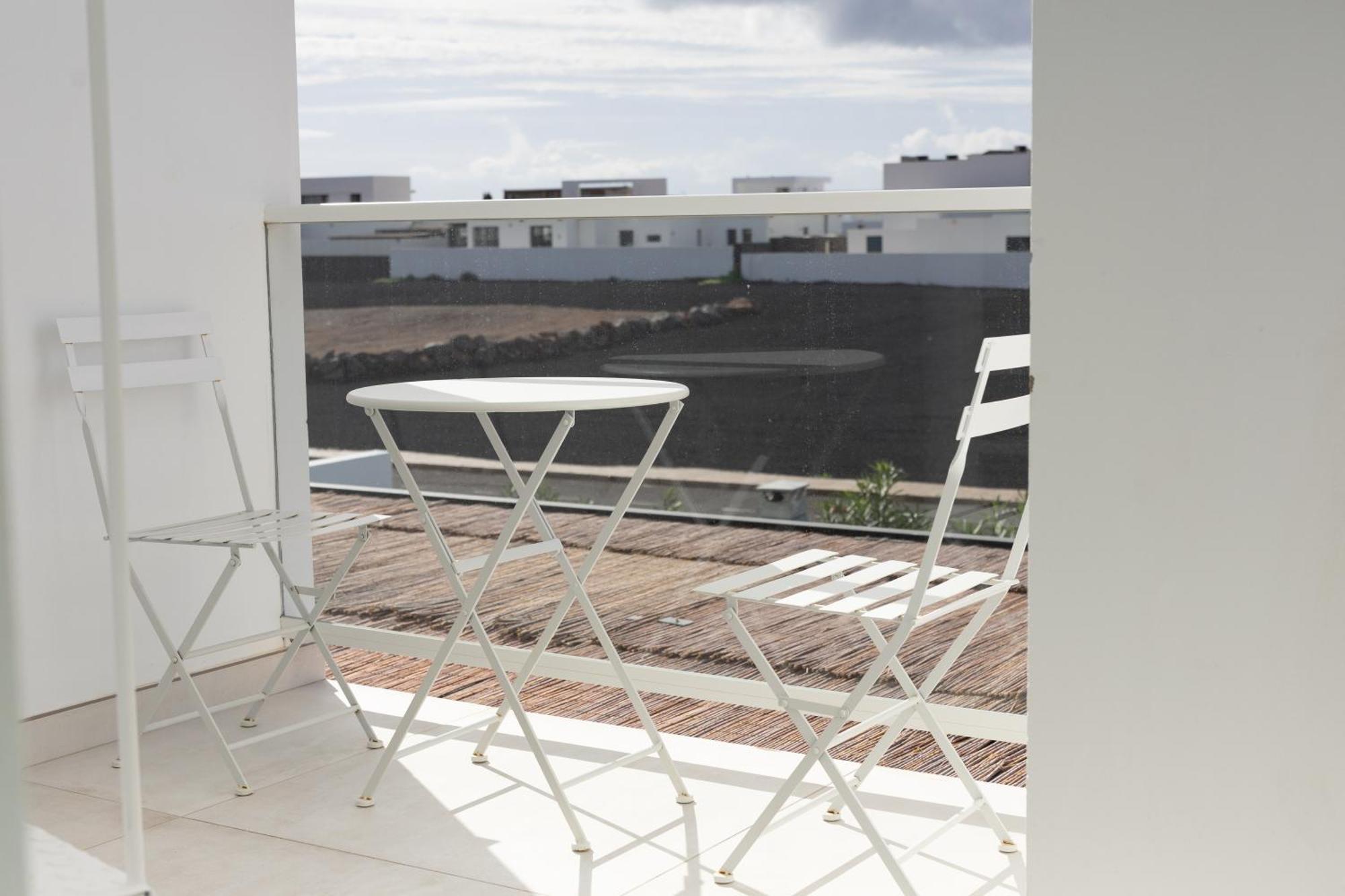 Serena Holiday Homes By Livvo Playa Blanca  Ngoại thất bức ảnh