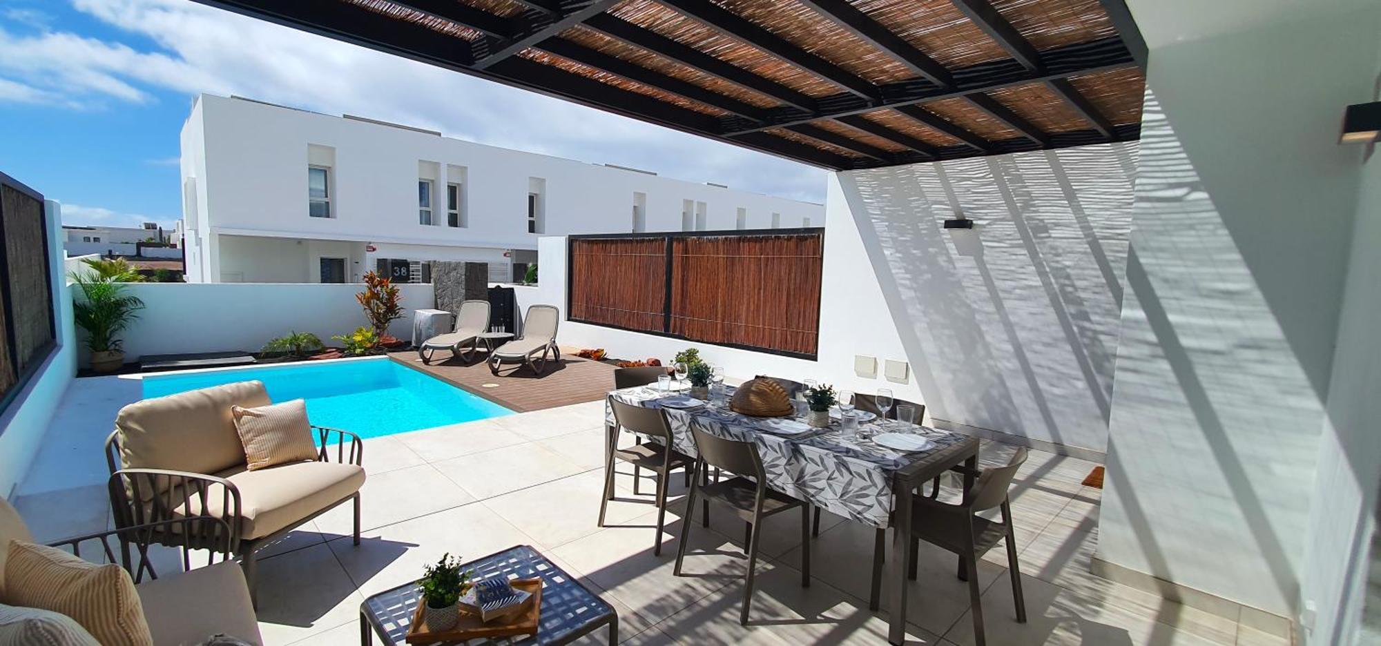 Serena Holiday Homes By Livvo Playa Blanca  Ngoại thất bức ảnh